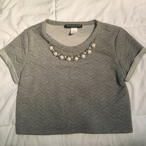 Cropped Necklace Shirt
